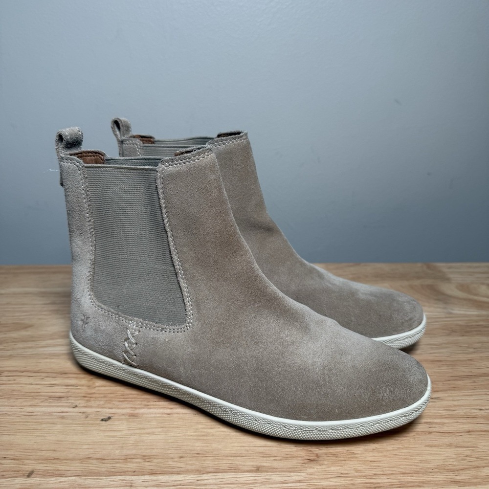 Frye Melissa Women's Size US 7 M Beige Pull On Suede Leather Ankle Chelsea Boots